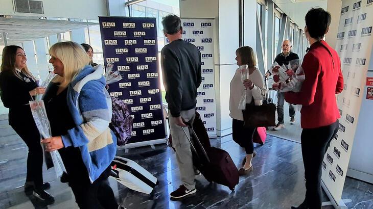 Milas-Bodrum Havalimanı İngiliz turistlerle dönemi açtı