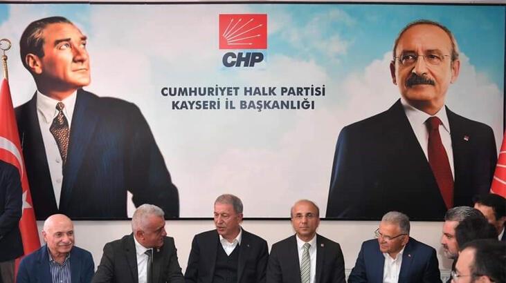 Bakan Akar, CHP ve UYGUN Parti vilayet başkanlıklarını ziyaret etti