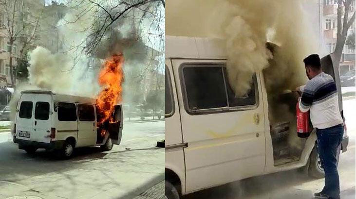 Çakmaklık kısmından tutuşan minibüs alev alev yandı