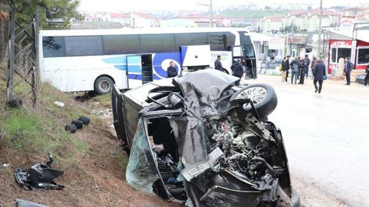 Eskişehir'de zincirleme kaza: 12'si jandarma işçisi 14 yaralı