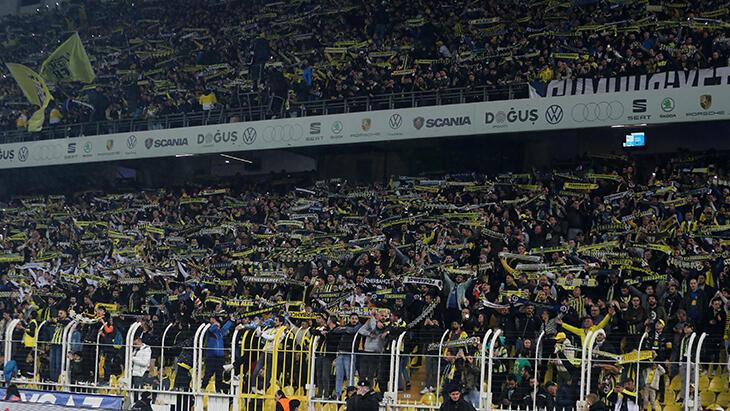 Fenerbahçe taraftarlarından Ali Koç'a büyük tepki! 'Yönetim istifa'
