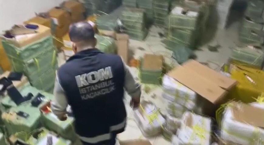 İstanbul'da kaçakçılık operasyonu! 115 milyon lira bedelinde eser ele geçirildi