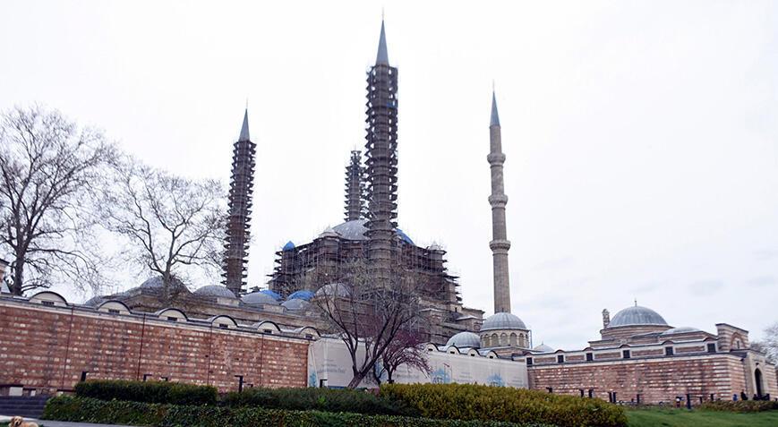 Onarımdaki Selimiye Camii'nin 'kapalı' sanılması ziyaretçi sayısını düşürdü