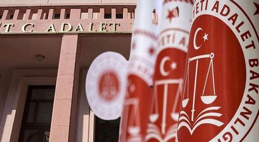 Adalet Bakanlığı: FETÖ elebaşının 27 kabahatten iadesi istenmiştir