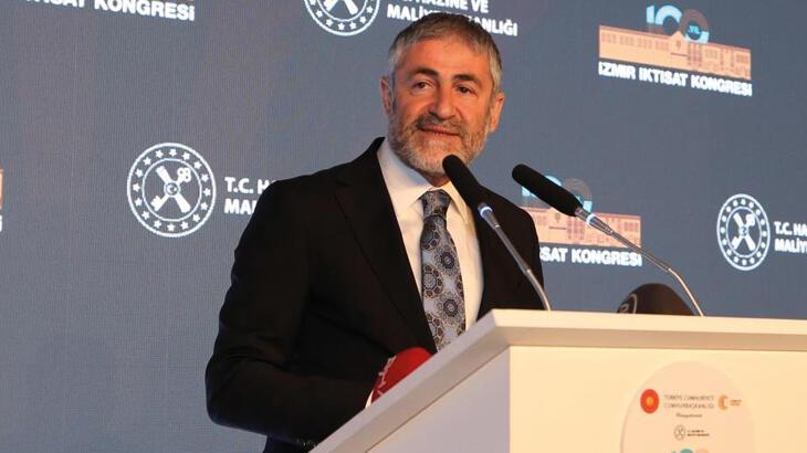 Bakan Nebati: Otoparka dönüştürülen İzmir İktisat Kongresi'ni eski haline getirdik