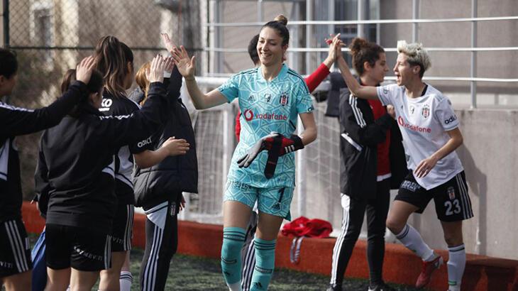 Beşiktaşlı bayan futbolcular ALG maçı öncesi DHA'ya konuştu