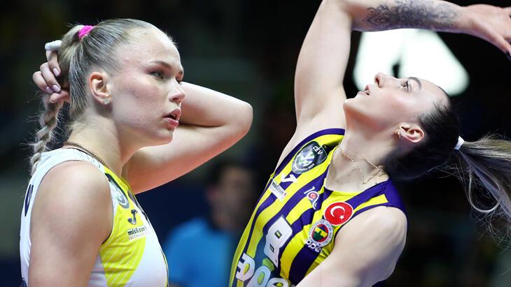 Fenerbahçe Opet'te Arina Fedorovtseva şov! Aslı Kalaç duvar oldu