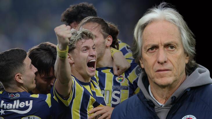 Fenerbahçe'de Jorge Jesus'tan şifreler! Miguel Crespo herkesi kurtardı