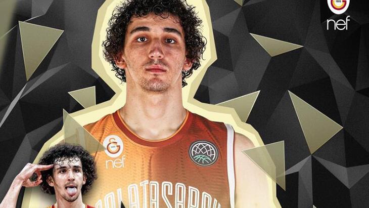 Sadık Buyruk, FIBA Basketbol Şampiyonlar Ligi'nde yılın en uygun genç oyuncusu seçildi