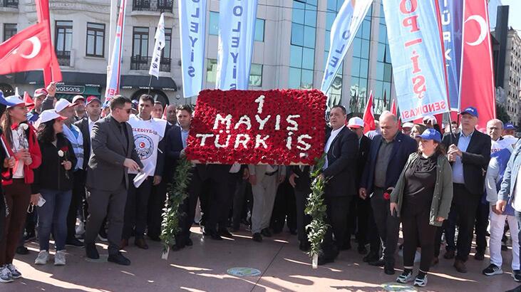 TÜRK-İŞ ve SİME-SEN Taksim Meydanı'na çelenk bıraktı