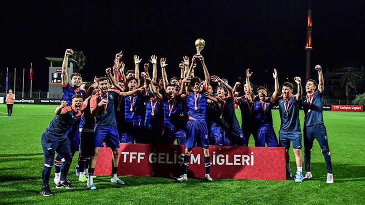 U19 Seçkin A Ligi'nde şampiyon Başakşehir