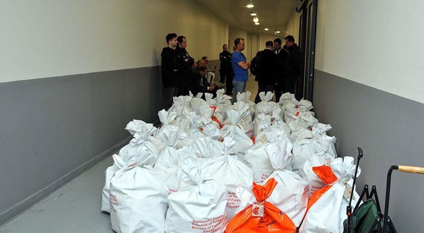 Yurt dışında kullanılan oylar İstanbul Havalimanı'na getirildi