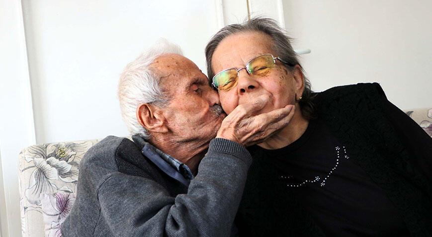 65 yıldır bitmeyen aşk! 'En uzun müddettir evli çift' unvanına sahipler
