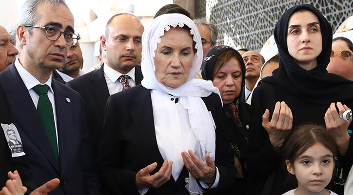 Akşener, DÜZGÜN Parti İstanbul Vilayet Lider Yardımcısı Çamlıgüney'in cenazesine katıldı