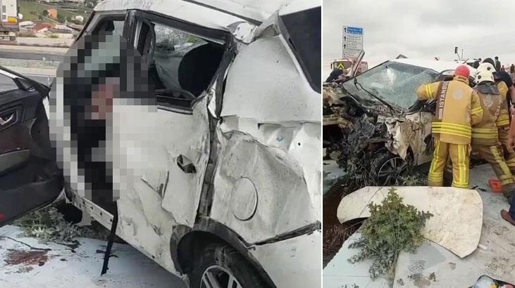Arnavutköy'de iki araba çarpıştı: 1 meyyit,  3 yaralı