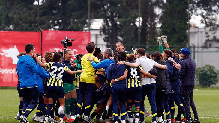 Bayan Futbol Üstün Ligi'nde İzmir'de final heyecanı