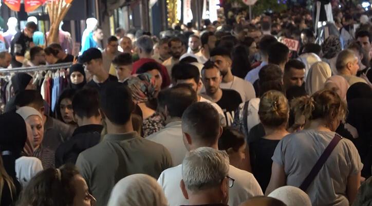 Bursa’da bayram yoğunluğu! Vatandaşlar çarşıya akın etti