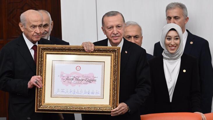 Canlı Anlatım: Erdoğan yemin edip resmen misyona başladı! Gözler Kabine'de