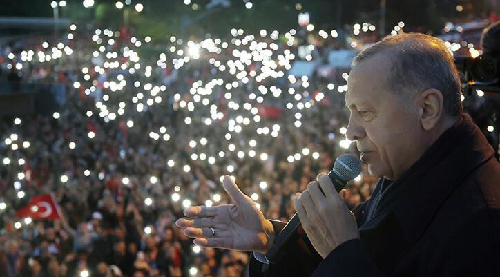 Cumhurbaşkanı Erdoğan'a peş peşe tebrik telefonları! Biden ve Putin ile görüştü