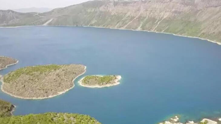 Dünyanın en büyük ikinci krater gölü! Turizme açıldı