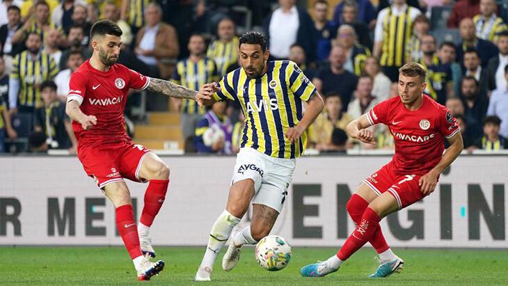 Fenerbahçe, Antalyaspor'u mağlup etti!