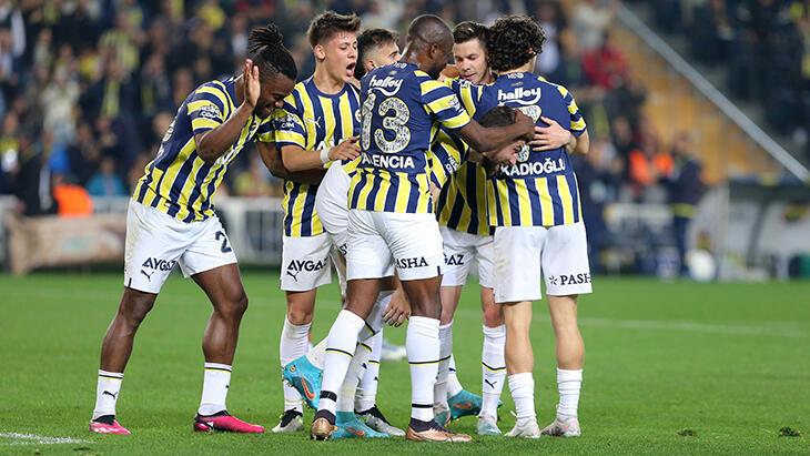 Fenerbahçe'de yeni transferler bekleneni veremedi! Skor yükünü eski oyuncular sırtladı