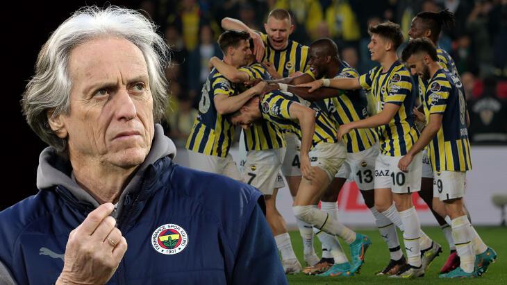 Fenerbahçe'den transfer bombası! Trabzonspor maçını tribünde izledi