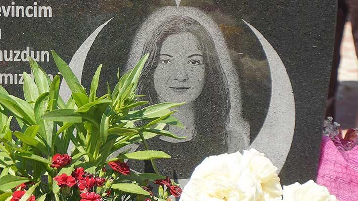 Şehit polis memuru Nefize Çetin Özsoy, mezarı başında anıldı