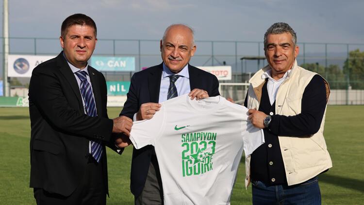 TFF Lideri Mehmet Büyükekşi, Alagöz Holding Iğdır FK'yı ziyaret etti