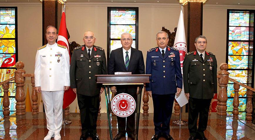 Ulusal Savunma Bakanı Güler, TSK komuta kademesini kabul etti