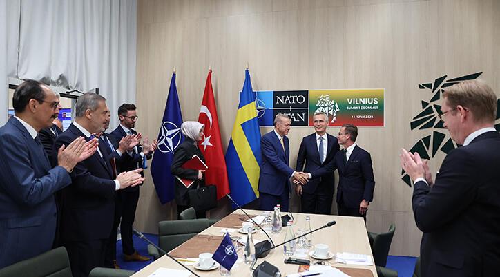 İsveç’in NATO üyeliğine vize