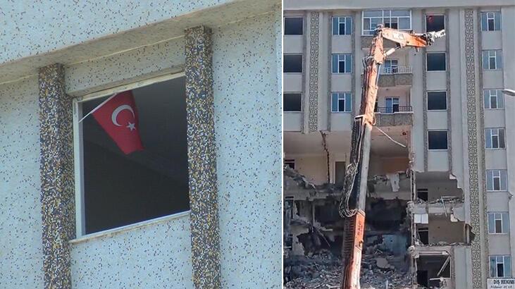 Ağır hasarlı binanın yıkımı Türk bayrağı için durduruldu