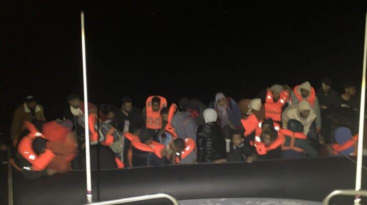 Balıkesir açıklarında 88 sistemsiz göçmen kurtarıldı ve yakalandı
