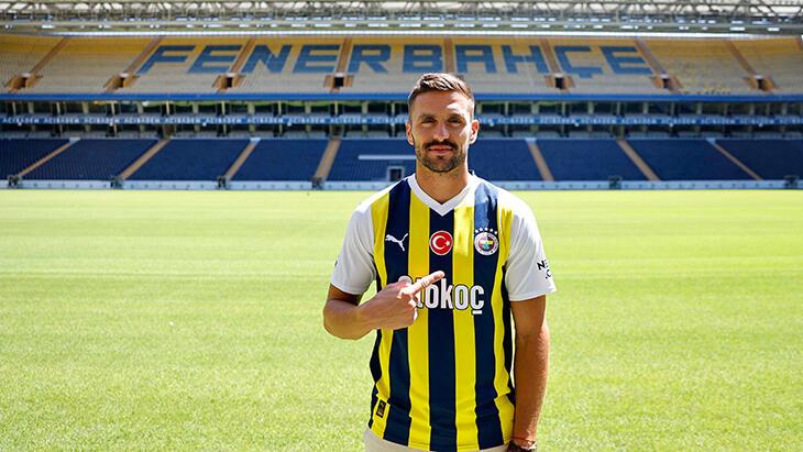 Fenerbahçe, Dusan Tadic'i Beşiktaş'ın elinden kaptı!