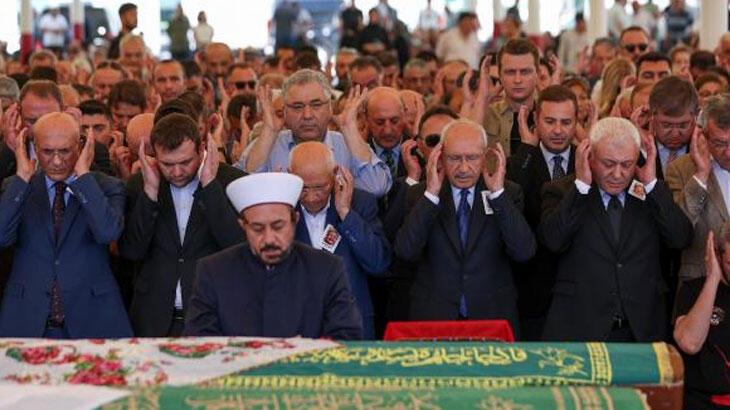 Kılıçdaroğlu, CHP'li Özkan'ın annesinin cenazesine katıldı