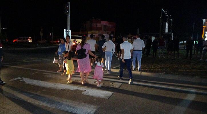 Manavgat'ta feci kaza! Cins midibüsü yaya geçinden geçen turistlere çarptı