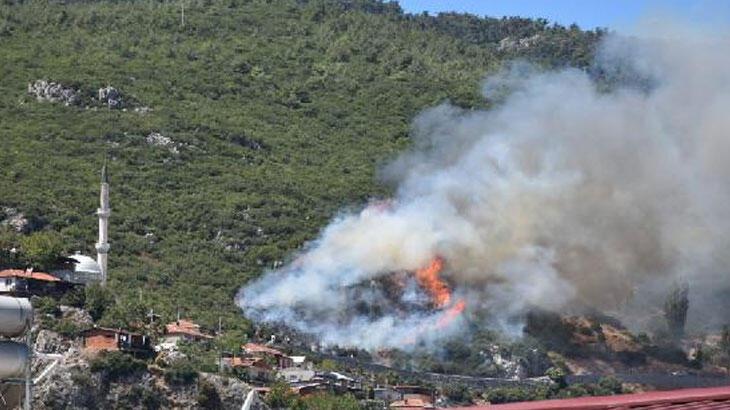 Son dakika: İzmir'deki yangınlarda son durum! Denetim altına alındı