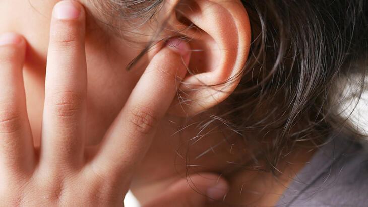 Tekrarlayan orta kulak iltihabı göz arkası edilirse ne olur?