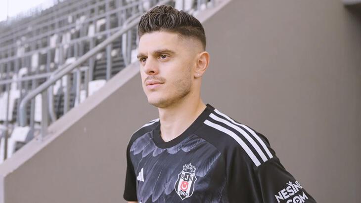 Beşiktaş, Milot Rashica'yı takımına kattı! Transferin maliyeti KAP'a bildirildi