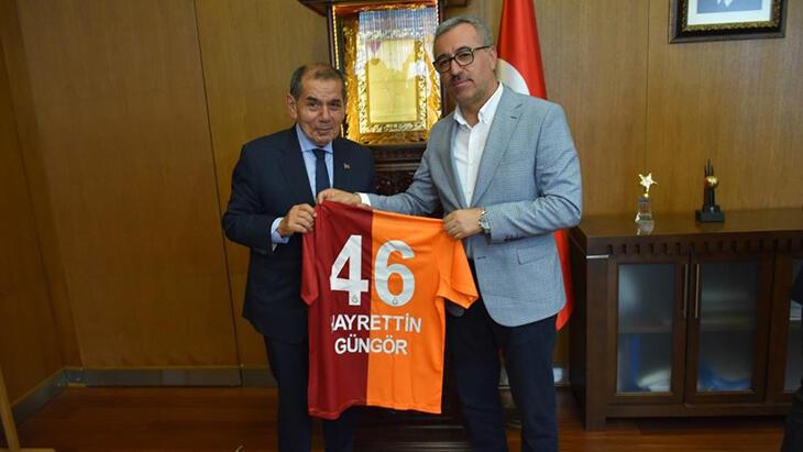 Dursun Özbek açıkladı! Galatasaray'dan Kahramanmaraş'a kalıcı konut projesi