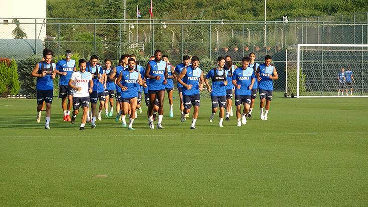Trabzonspor'da Denswil geri döndü! Antalyaspor hazırlıkları başladı