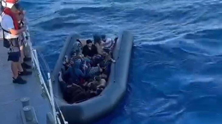 Yunanistan'ın geri ittiği 25 göçmen kurtarıldı!