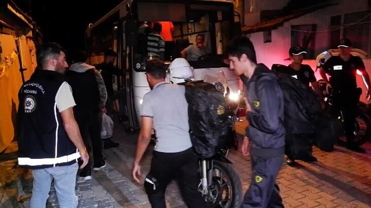 Edirne'de operasyon! 111 göçmen yakalandı