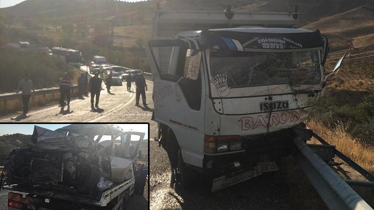 Kahta'da kamyonetle hafif ticari araç baş başa çarpıştı: 7 yaralı